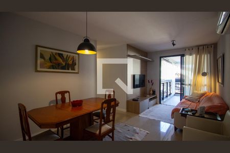 Sala de apartamento à venda com 3 quartos, 94m² em Recreio dos Bandeirantes, Rio de Janeiro