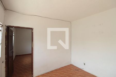 Sala de casa à venda com 2 quartos, 70m² em Tupi, Belo Horizonte