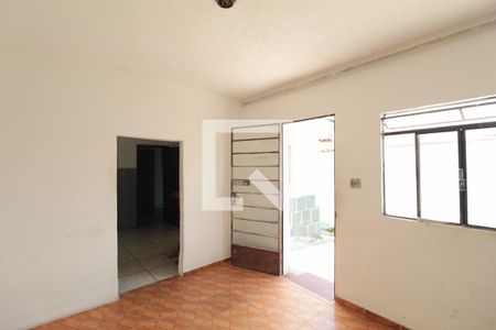 Sala de casa à venda com 2 quartos, 70m² em Tupi, Belo Horizonte