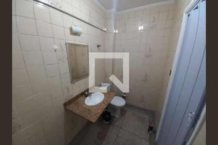 Banheiro de apartamento para alugar com 1 quarto, 69m² em Centro, São Vicente