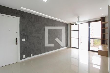 Sala de apartamento para alugar com 2 quartos, 88m² em Barra da Tijuca, Rio de Janeiro