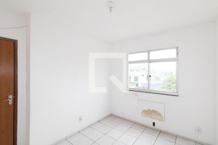 Quarto 2 de apartamento para alugar com 2 quartos, 50m² em Paciência, Rio de Janeiro