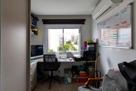 Quarto de apartamento à venda com 2 quartos, 67m² em Jardim Botânico, Porto Alegre