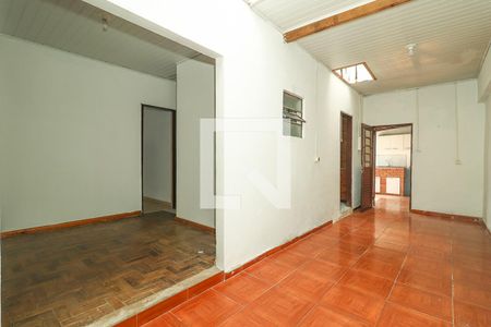 Sala de casa à venda com 2 quartos, 300m² em Morro Santana, Porto Alegre