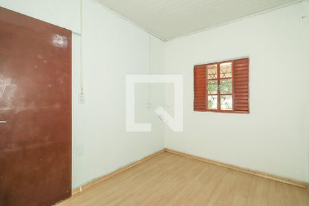 Quarto de casa à venda com 2 quartos, 300m² em Morro Santana, Porto Alegre