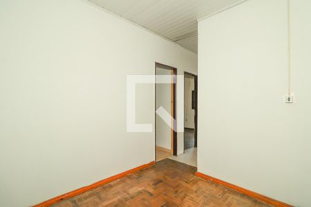 Sala de TV de casa à venda com 2 quartos, 300m² em Morro Santana, Porto Alegre