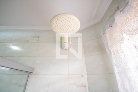 Casa à venda com 224m², 3 quartos e 3 vagas Casa à venda com 224m², 3 quartos e 3 vagasBanheiro 2