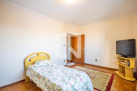 Casa à venda com 224m², 3 quartos e 3 vagas Casa à venda com 224m², 3 quartos e 3 vagasQuarto 1