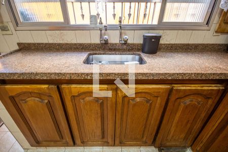 Casa à venda com 224m², 3 quartos e 3 vagas Casa à venda com 224m², 3 quartos e 3 vagasCozinha