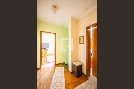 Casa à venda com 224m², 3 quartos e 3 vagas Casa à venda com 224m², 3 quartos e 3 vagasHall dos Quartos