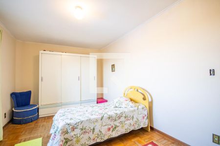 Casa à venda com 224m², 3 quartos e 3 vagas Casa à venda com 224m², 3 quartos e 3 vagasQuarto 1