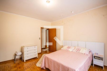 Casa à venda com 224m², 3 quartos e 3 vagas Casa à venda com 224m², 3 quartos e 3 vagasQuarto 2