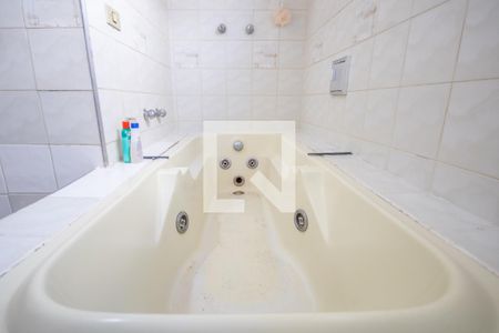 Casa à venda com 224m², 3 quartos e 3 vagas Casa à venda com 224m², 3 quartos e 3 vagasBanheiro 1