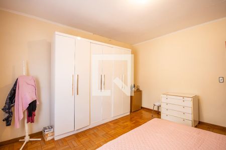 Casa à venda com 224m², 3 quartos e 3 vagas Casa à venda com 224m², 3 quartos e 3 vagasQuarto 2