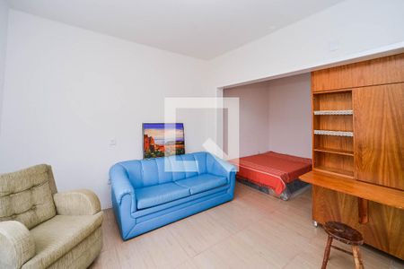 Sala de apartamento para alugar com 1 quarto, 33m² em Vila Jardim, Porto Alegre