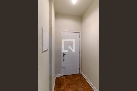 Corredor de Entrada de apartamento para alugar com 1 quarto, 80m² em Santa Ifigênia, São Paulo