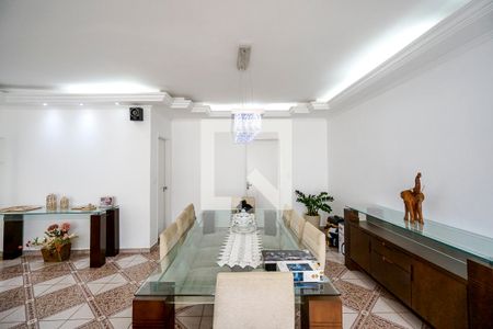 Sala de casa à venda com 5 quartos, 387m² em Vila Carrão, São Paulo