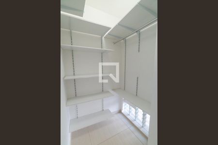 Depósito - Sala de apartamento à venda com 2 quartos, 70m² em Vila da Saúde, São Paulo