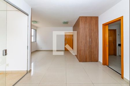 Sala de apartamento à venda com 4 quartos, 117m² em Buritis, Belo Horizonte