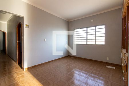 Quarto 1 de casa para alugar com 4 quartos, 180m² em Vila Modesto Fernandes, Campinas