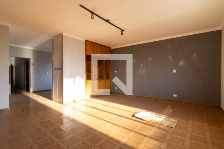 Sala de casa para alugar com 4 quartos, 180m² em Vila Modesto Fernandes, Campinas