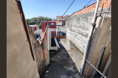 Casa para alugar com 1 quarto, 28m² em Jardim Dayse, Ferraz de Vasconcelos