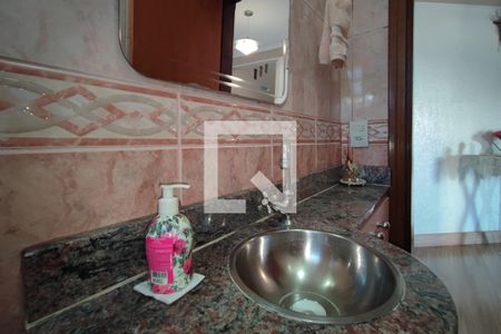 Casa à venda com 260m², 2 quartos e 4 vagas Casa à venda com 260m², 2 quartos e 4 vagasLavabo