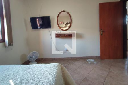 Casa à venda com 260m², 2 quartos e 4 vagas Casa à venda com 260m², 2 quartos e 4 vagasQuarto 2