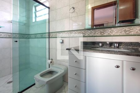 Casa à venda com 260m², 2 quartos e 4 vagas Casa à venda com 260m², 2 quartos e 4 vagasBanheiro Suíte