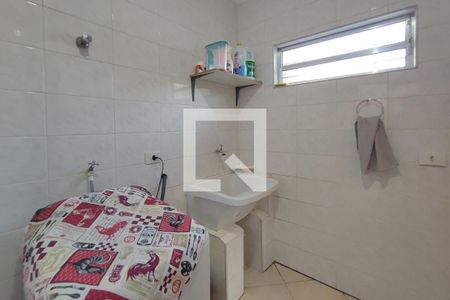 Casa à venda com 260m², 2 quartos e 4 vagas Casa à venda com 260m², 2 quartos e 4 vagasÁrea de Serviço