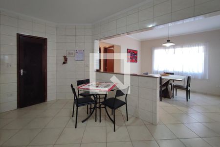 Casa à venda com 260m², 2 quartos e 4 vagas Casa à venda com 260m², 2 quartos e 4 vagasCozinha