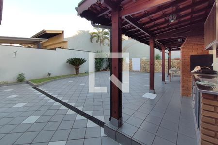 Casa à venda com 260m², 2 quartos e 4 vagas Casa à venda com 260m², 2 quartos e 4 vagasÁrea gourmet