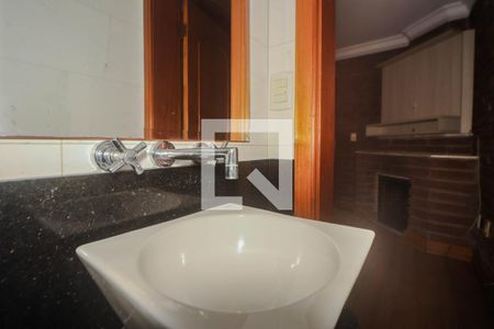 Casa à venda com 162m², 2 quartos e 4 vagas Casa à venda com 162m², 2 quartos e 4 vagasLavabo