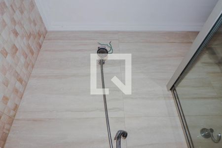 Casa à venda com 162m², 2 quartos e 4 vagas Casa à venda com 162m², 2 quartos e 4 vagasBanheiro da Suíte