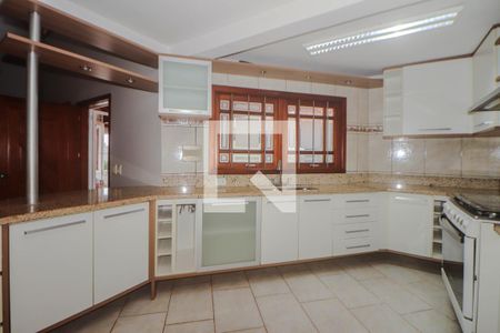 Casa à venda com 162m², 2 quartos e 4 vagas Casa à venda com 162m², 2 quartos e 4 vagasCozinha