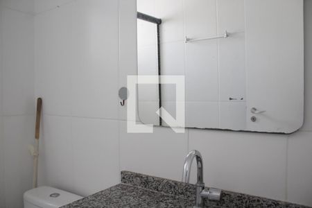 Banheiro de apartamento para alugar com 2 quartos, 54m² em Brás, São Paulo