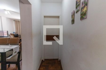 Corredor  de apartamento para alugar com 3 quartos, 110m² em Santa Rosa, Niterói