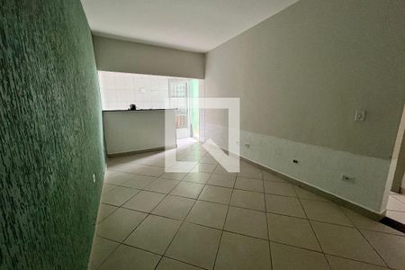 Sala de casa para alugar com 2 quartos, 65m² em Vila Amorim, Suzano