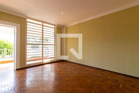 Casa para alugar com 4 quartos, 230m² em Jardim Carlos Gomes, Campinas