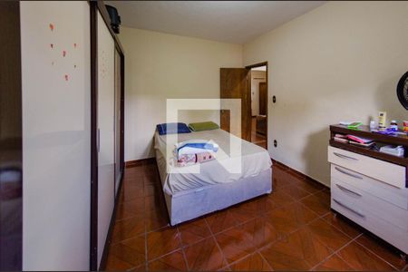 Quarto 1 de casa à venda com 4 quartos, 275m² em Nova Esperança, Belo Horizonte