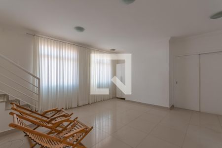 Sala 1 de apartamento para alugar com 4 quartos, 179m² em Minaslandia, Belo Horizonte