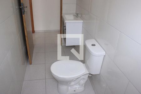 Banheiro de casa para alugar com 1 quarto, 40m² em Parque Continental I, Guarulhos