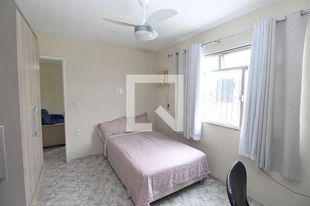 Quarto 1 de casa para alugar com 2 quartos, 95m² em Marechal Hermes, Rio de Janeiro