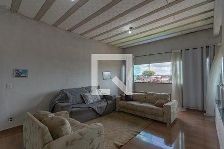 Sala 2 de casa à venda com 4 quartos, 150m² em Tupi, Belo Horizonte