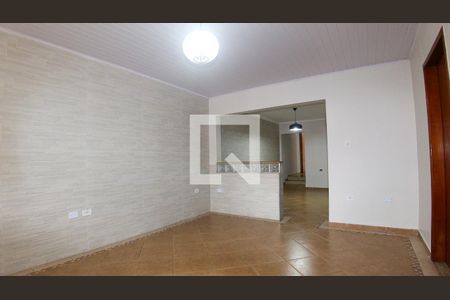 Casa à venda com 3 quartos, 251m² em Jardim Santa Adelia, São Paulo