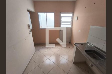 Casa para alugar com 1 quarto, 22m² em Jardim Monte Azul, São Paulo