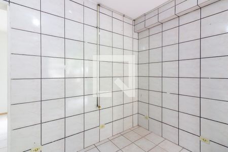 Cozinha  de casa para alugar com 1 quarto, 20m² em Bussocaba, Osasco