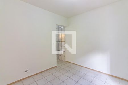 Comodo  de casa para alugar com 1 quarto, 20m² em Bussocaba, Osasco