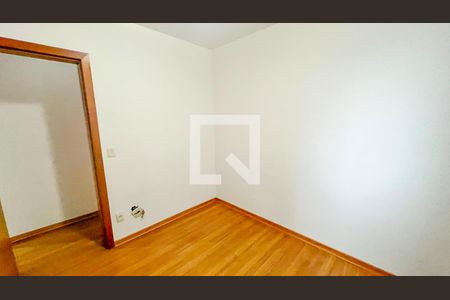 Quarto 1 de apartamento à venda com 3 quartos, 100m² em Ana Lúcia , Belo Horizonte