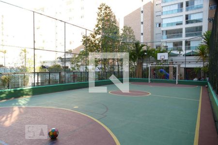 Apartamento à venda com 204m², 4 quartos e 4 vagas Apartamento à venda com 204m², 4 quartos e 4 vagasQuadra